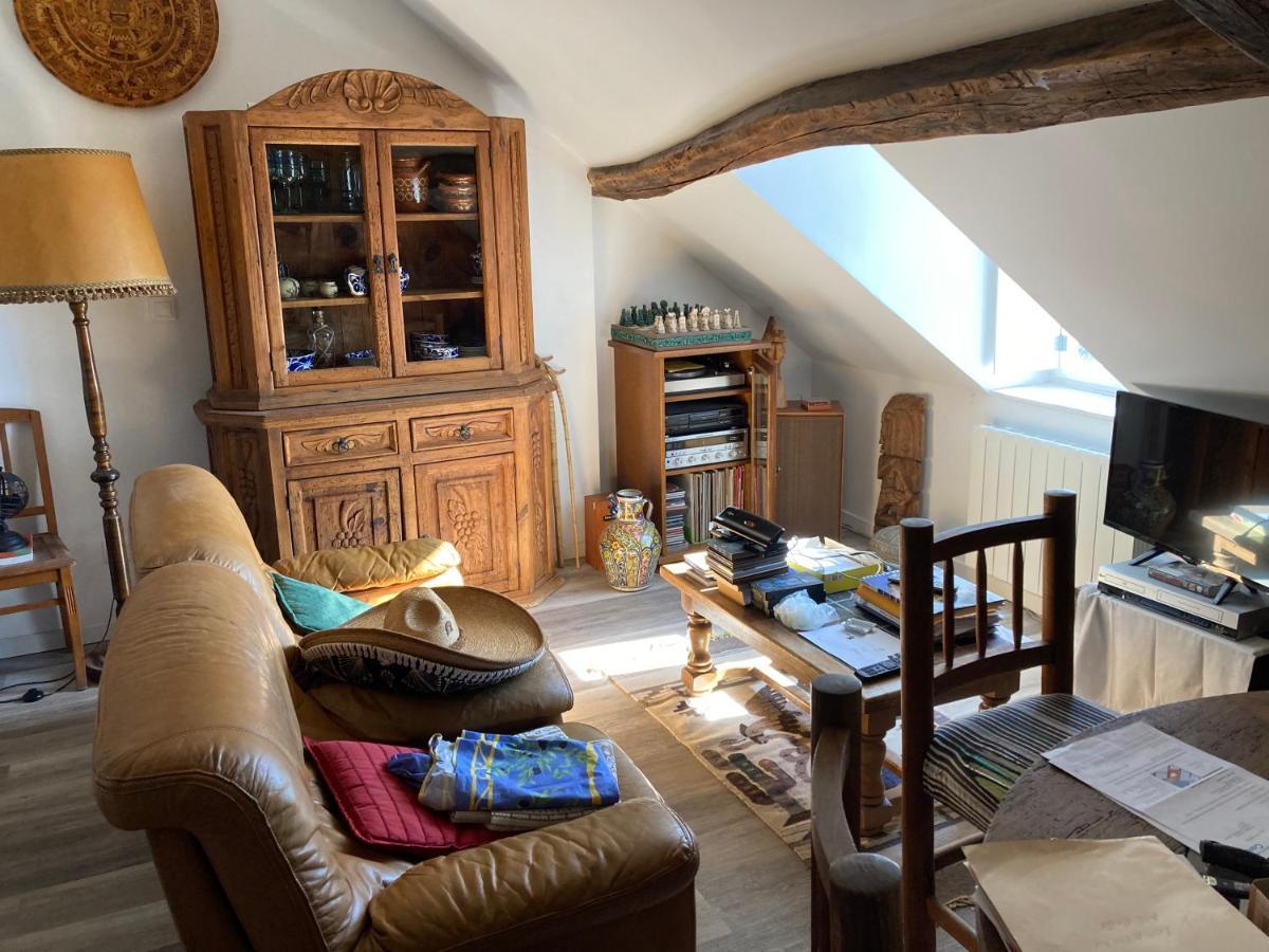Apartamento Un Sejour Royal Au Calme Blois Exterior foto